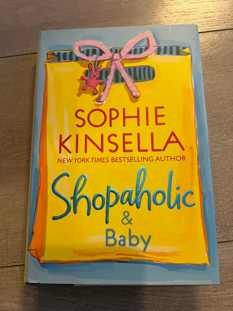 Shopaholic & baby Sophie Kinsella engelstalig chicklit roman, Ophalen of Verzenden, Zo goed als nieuw