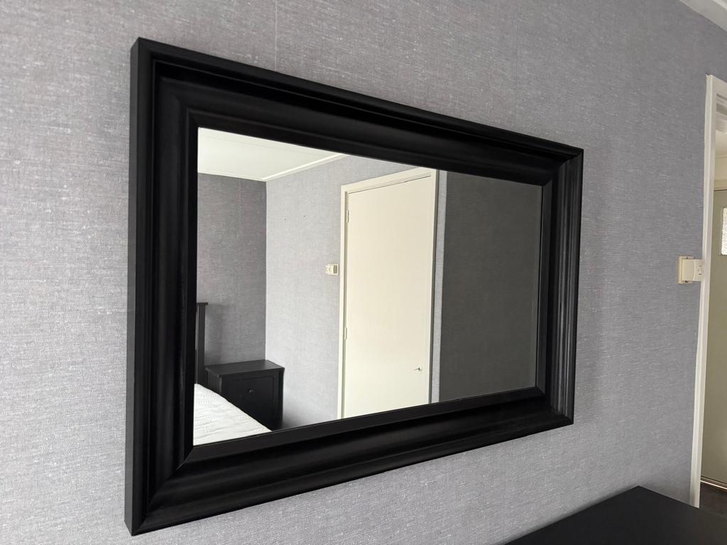 Zwarte spiegel Hemnes IKEA, Ophalen, Gebruikt, Rechthoekig, 75 tot 100 cm