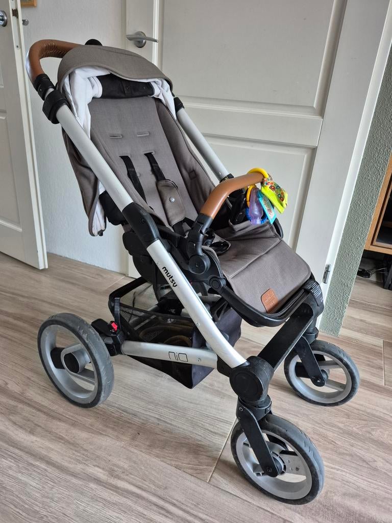 Mutsy Nio kinderwagen+wieg /accesoires, Kinderen en Baby's, Kinderwagens en Combinaties, Ophalen, Gebruikt, Combiwagen, Mutsy