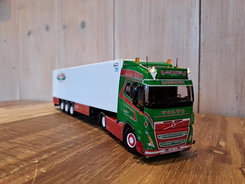 Tekno Volvo FH05 Globetrotter van Jan Mues, Hobby en Vrije tijd, Modelauto's | 1:50, Nieuw, Bus of Vrachtwagen, Tekno, Ophalen of Verzenden