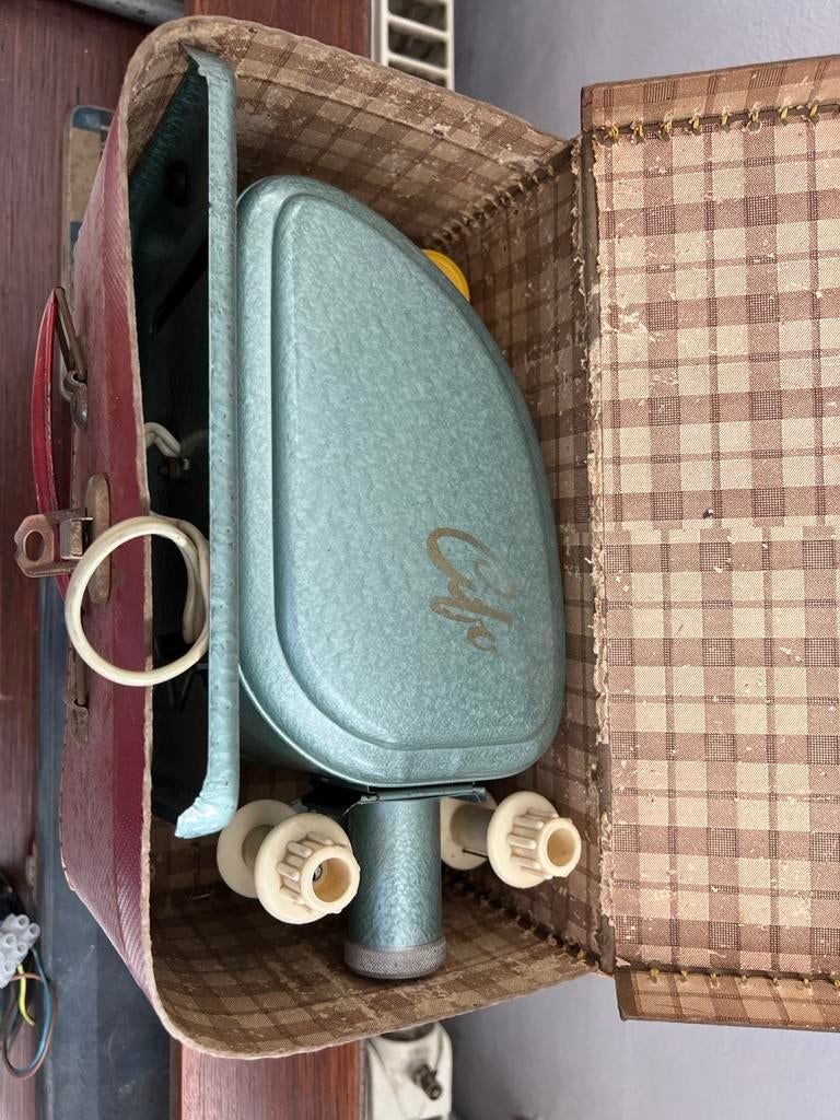 Cifo toverlantaarn met twee filmpjes, Ophalen of Verzenden, Gebruikt, Overige technologieën, Overige resoluties