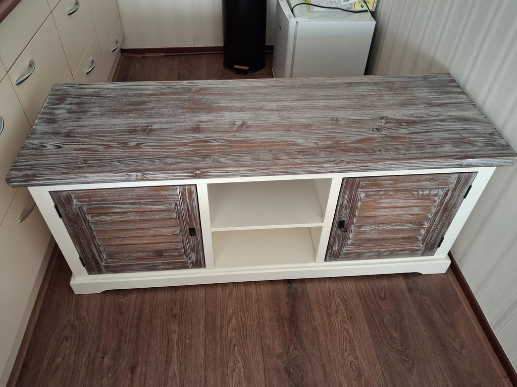 Tv-kast met louvre deuren, Ophalen, Gebruikt, 100 tot 150 cm, Minder dan 100 cm