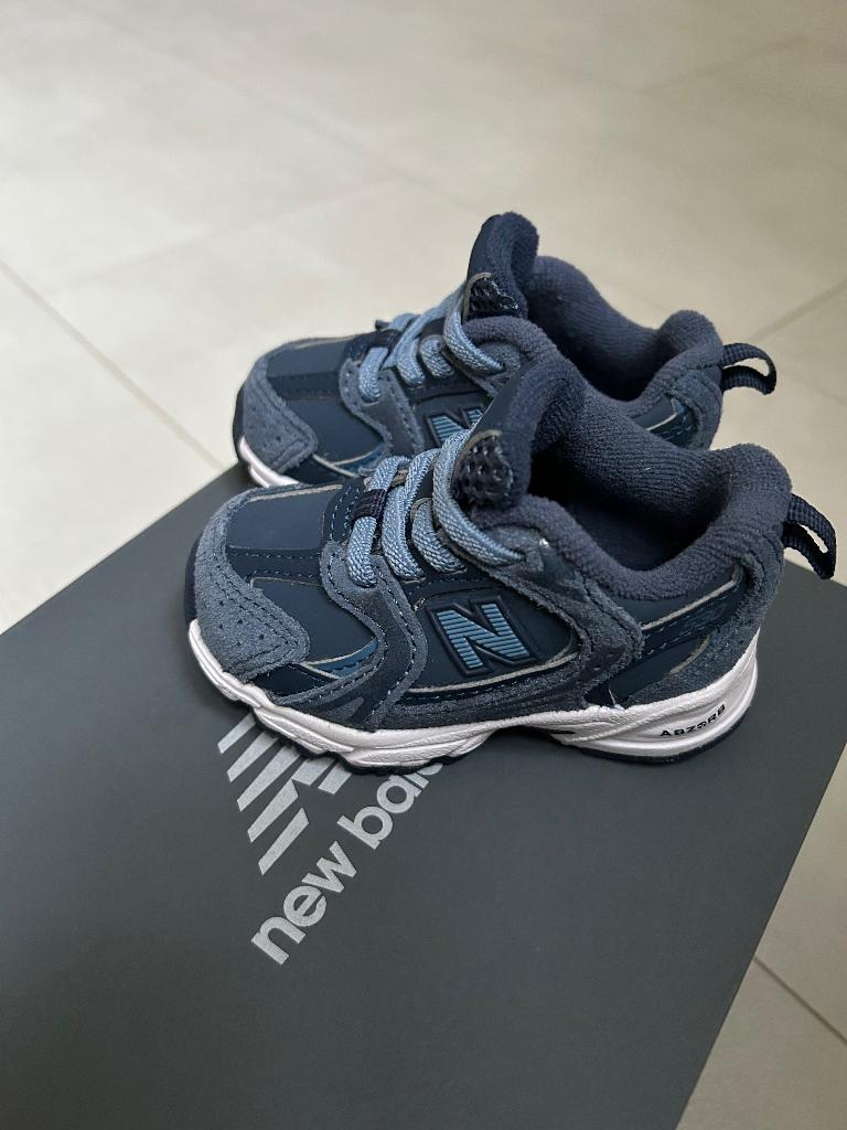 New balance baby nieuw, Kinderen en Baby's, Schoentjes, Nieuw, Verzenden, Jongetje of Meisje