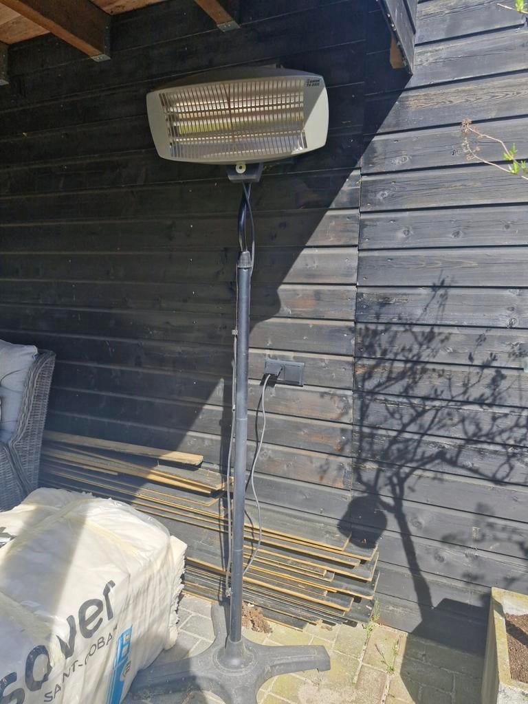 Terrasverwarming op voet. EUROM TH 2003., Tuin en Terras, Terrasverwarmers, Draaibaar, Gebruikt, Vloer, Ophalen