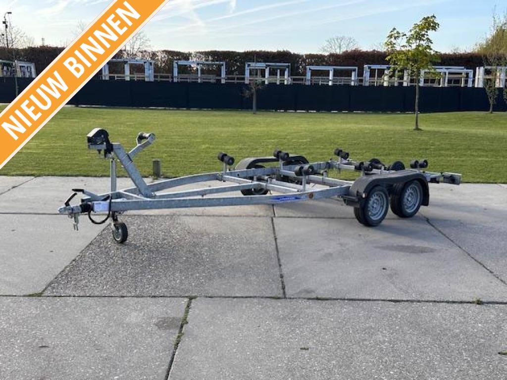 Freewheel Boottrailer TOPSTAAT 480 cm x 235 cm aanhangwagen, Gebruikt