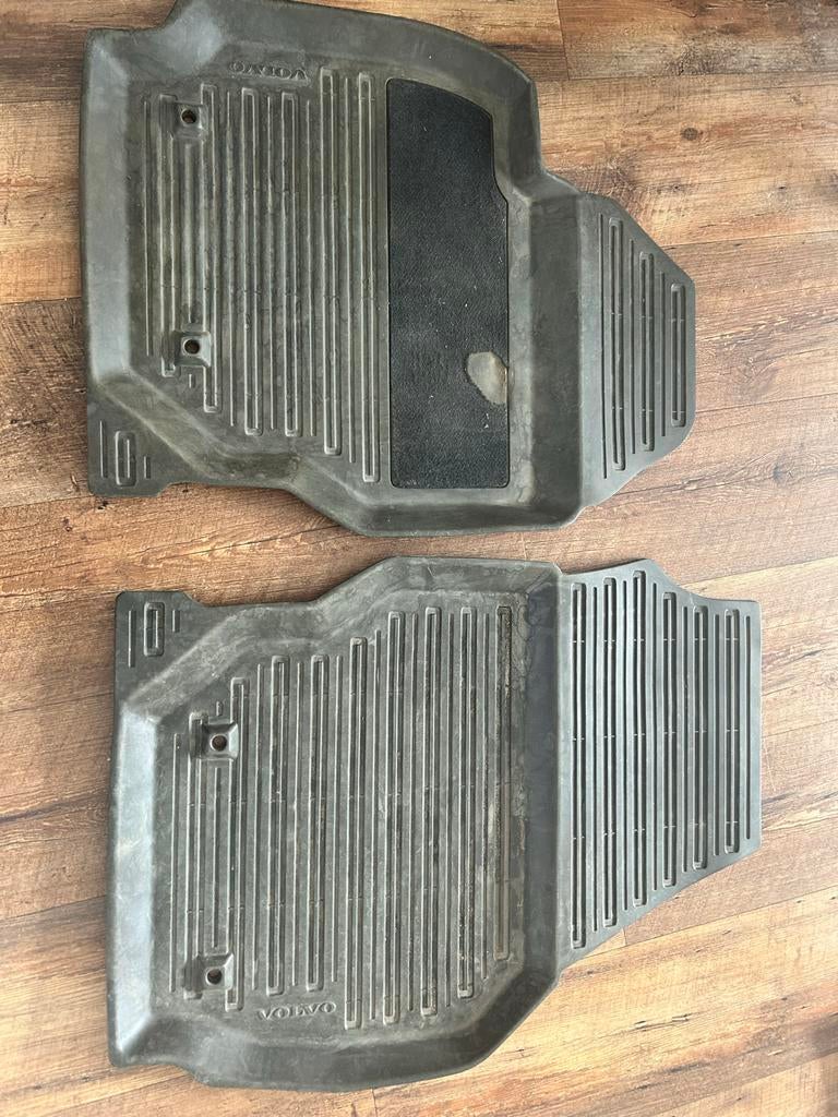 Rubbermatten Volvo V70 XC70 III, voorzijde, Ophalen, Gebruikt, Volvo