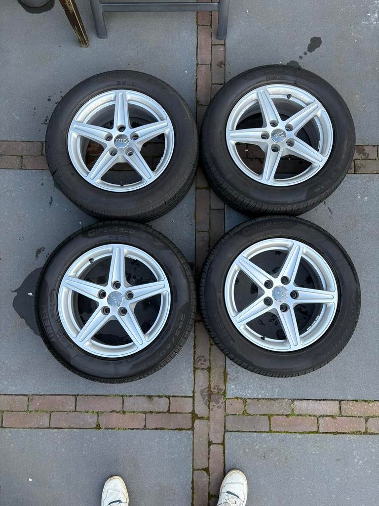 Audi 16 inch Pirelli zomerbanden A3/A4/A6, Ophalen, Gebruikt, 16 inch, Banden en Velgen