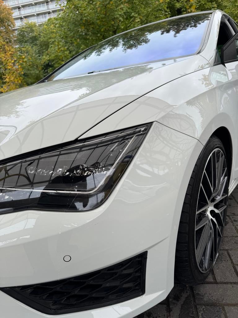 Seat Leon Cupra 280, 15 km/l, 1321 kg, 4 cilinders, 1984 cc