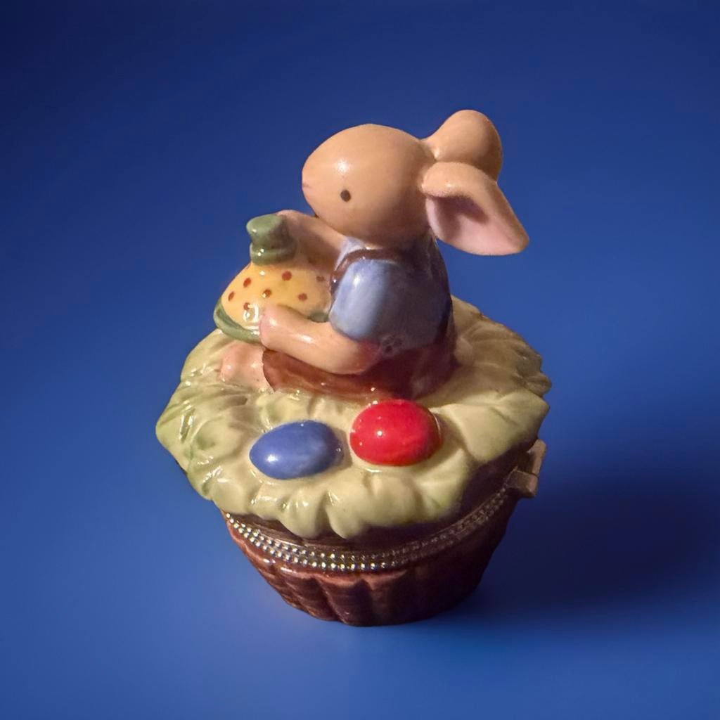 Villeroy & Boch Spring Decoration Dekseldoosje JongensBunny, Diversen, Ophalen of Verzenden, Zo goed als nieuw