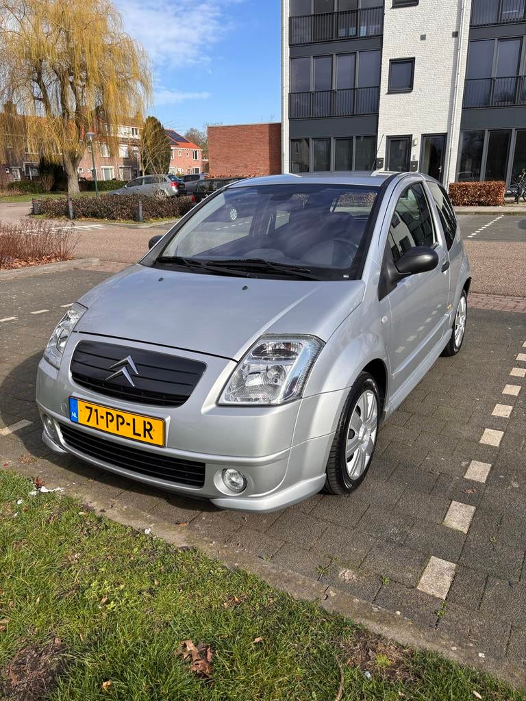 Citroën C2 1.4 I 2004 Grijs VTR, Voorwielaandrijving, 450 kg, 4 cilinders, 4 stoelen