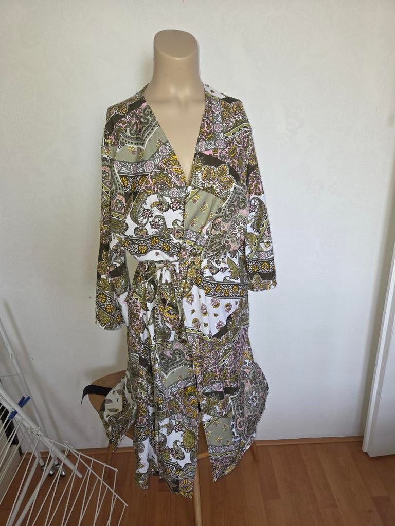 Kimono maat 50 met paisley print, Overige kleuren, Maat 46/48 (XL) of groter, Ophalen of Verzenden, Zo goed als nieuw