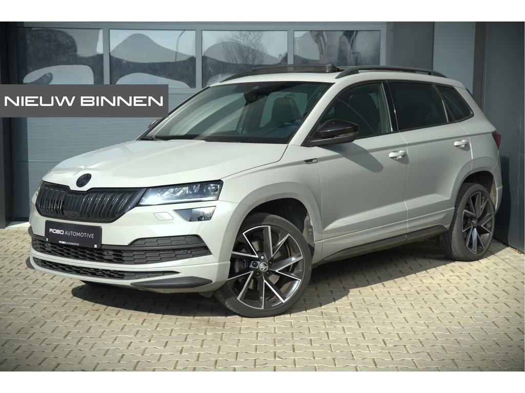 Skoda Karoq 1.5 TSI ACT Sportline Business | Panoramadak | S, Auto's, Stof, 4 cilinders, 150 pk, Bedrijf