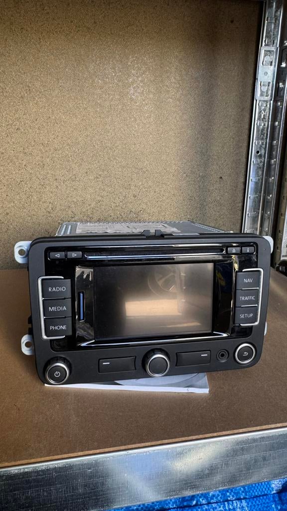 Volkswagen RNS315 zolder opruiming, Ophalen, Zo goed als nieuw