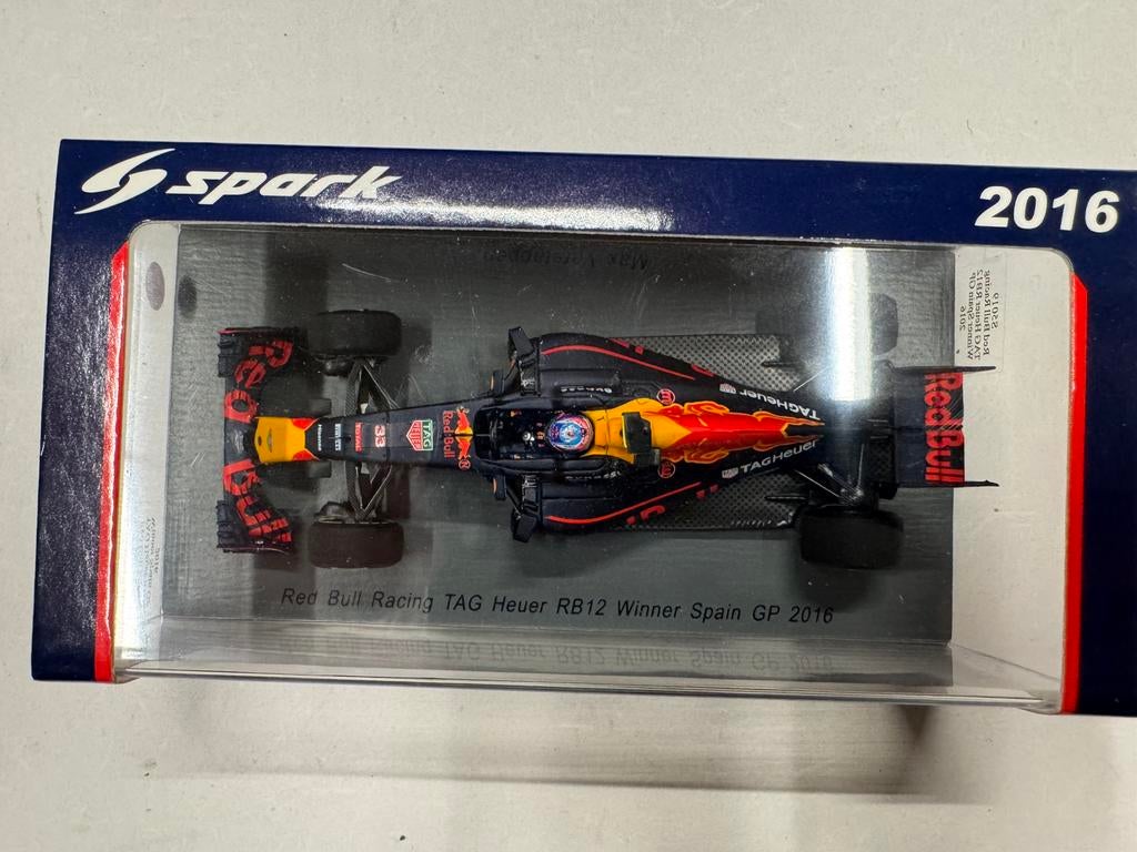 Max Verstappen 1:43 RB12, Ophalen of Verzenden, Zo goed als nieuw, Auto, Overige merken