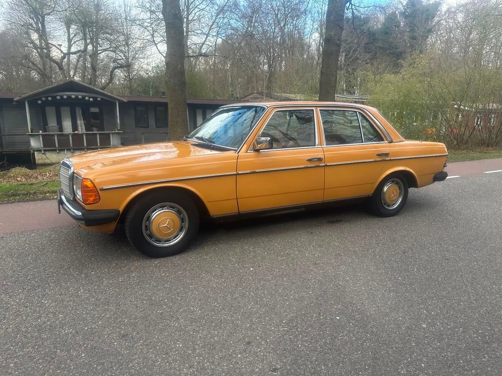 Mercedes-Benz 200-280 (W123) 280 AUTOMAAT M110 W123 LPG, Automaat, Achterwielaandrijving, Gebruikt, Sedan