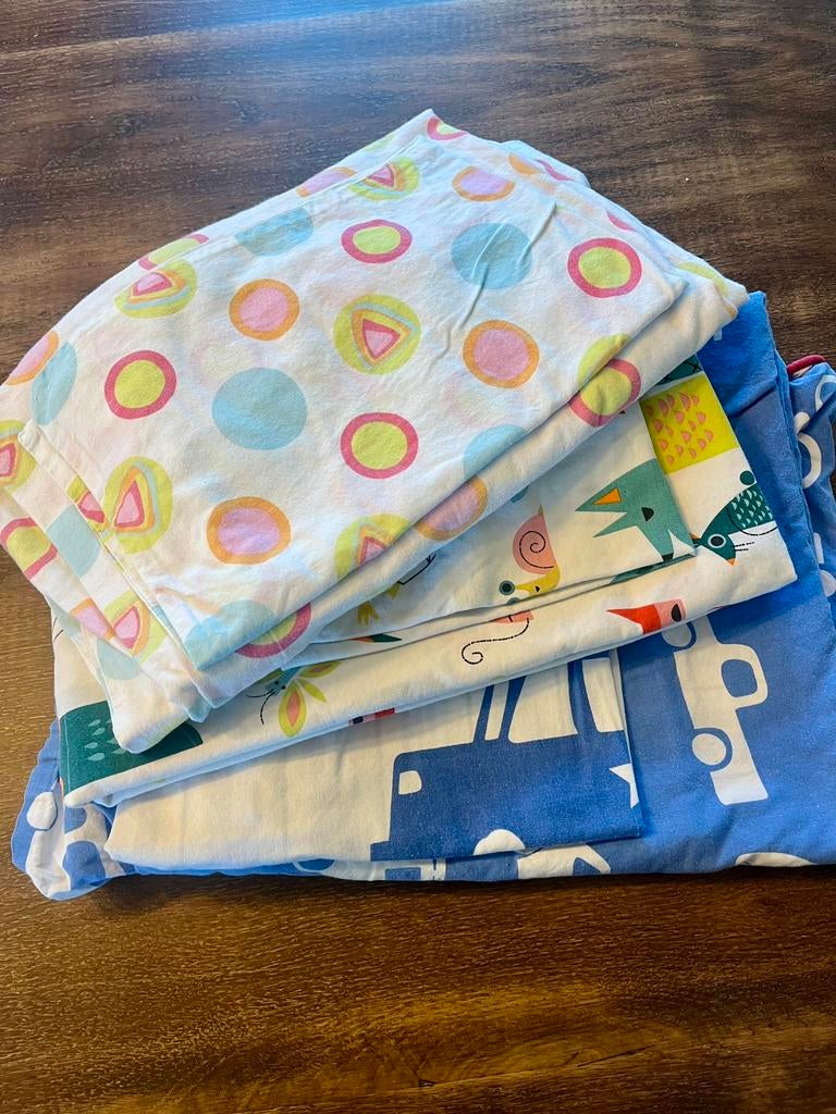 Kinder dekbedovertrekken voor campingbedje, Gebruikt, Overige kleuren, Jongetje of Meisje, Dekbedovertrek