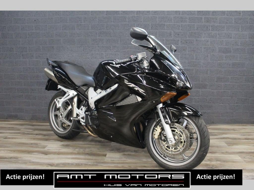 HONDA VFR 800 FI VTEC ABS (bj 2008) Prachtige Zwarte VFR800 - foto 3