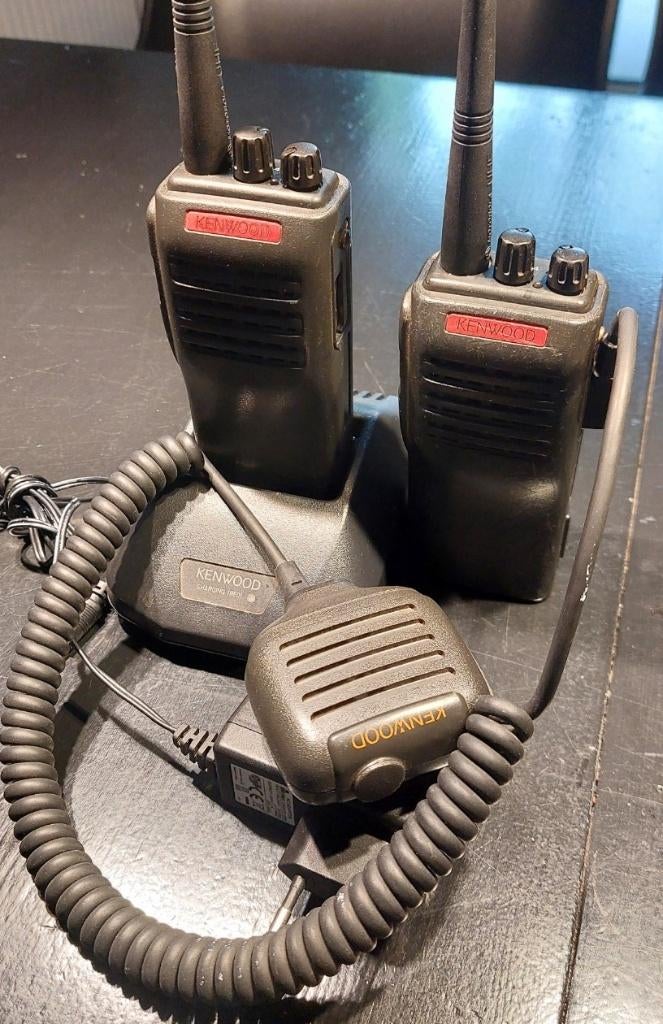 Kenwood TK-361 Portofoon set, Verzenden, Gebruikt, 2 to 5 km, Portofoon of Walkie-talkie