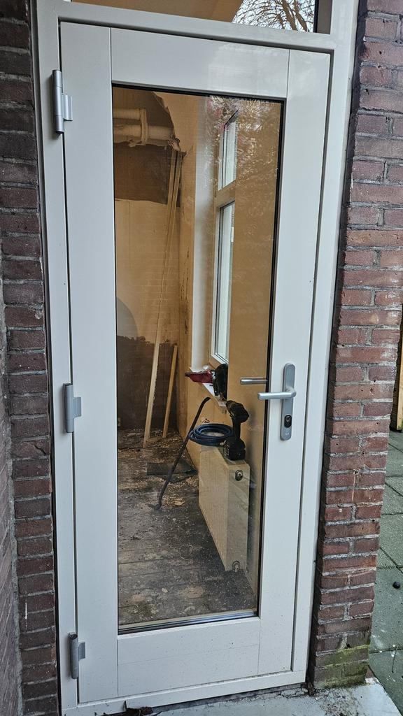 Kunstof kozijn met loopdeur (linkse draairichting), Ophalen of Verzenden, Kunststof, 225 cm of meer, Deurkozijn