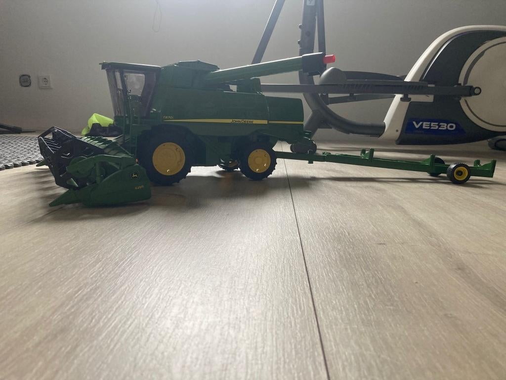 Bruder John Deere T670i combine, Ophalen of Verzenden, Gebruikt