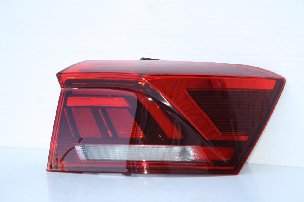 Achterlicht VW T-Roc LED rechts Facelift Origineel, Ophalen of Verzenden, Gebruikt, Volkswagen