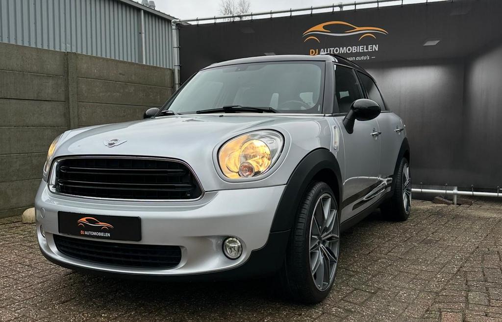 Mini Countryman 116pk 2016 Grijs, Auto's, Voorwielaandrijving, Stof, Navigatiesysteem, Bedrijf