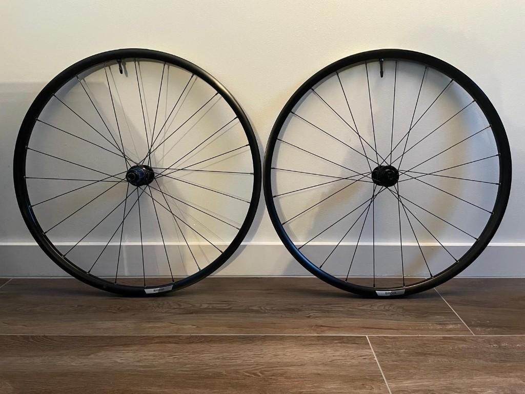 Gravel/Road Wielset FORZA BREVA 28'', Fietsen en Brommers, Fietsonderdelen, Ophalen of Verzenden, Zo goed als nieuw, Wiel, Forza