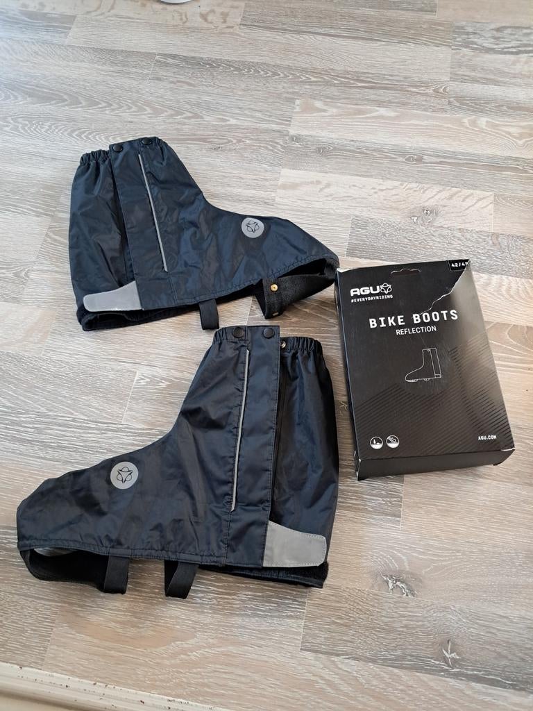 Zgan Agu regenhoezen mt 42/43, Ophalen, Agu, Schoenen, Zo goed als nieuw