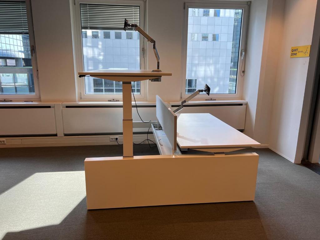 Ahrend-Zit-sta Elektrische Duo,monitorarm/scheidwand, 60 st, Ophalen of Verzenden, Elektrisch, Gebruikt