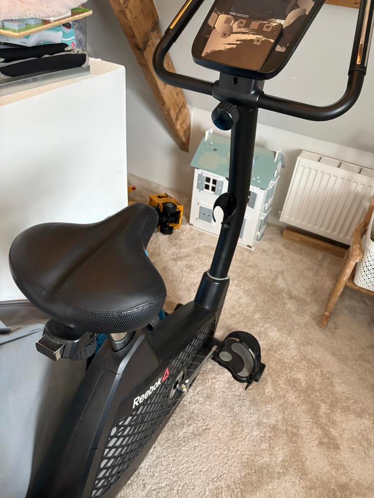 Reebok ZJet 460 Hometrainer - Zo goed als nieuw!, Ophalen, Zo goed als nieuw, Metaal, Benen