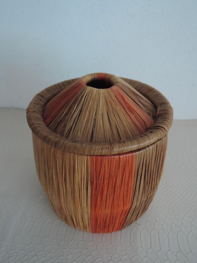 Ouderwets raffia mandje voor bolletje wol, Hobby en Vrije tijd, Breien en Haken, Ophalen of Verzenden, Zo goed als nieuw, Breien of Haken