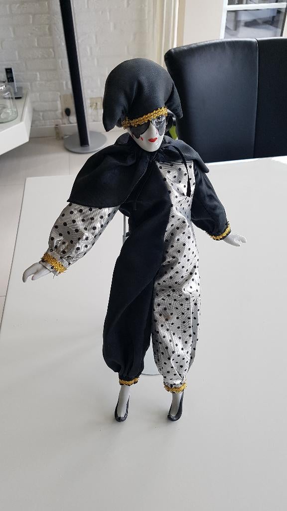 Pierrot op standaard. Zwart, zilver met wit. Euro 10,00, Verzamelen, Ophalen, Gebruikt, Overige typen