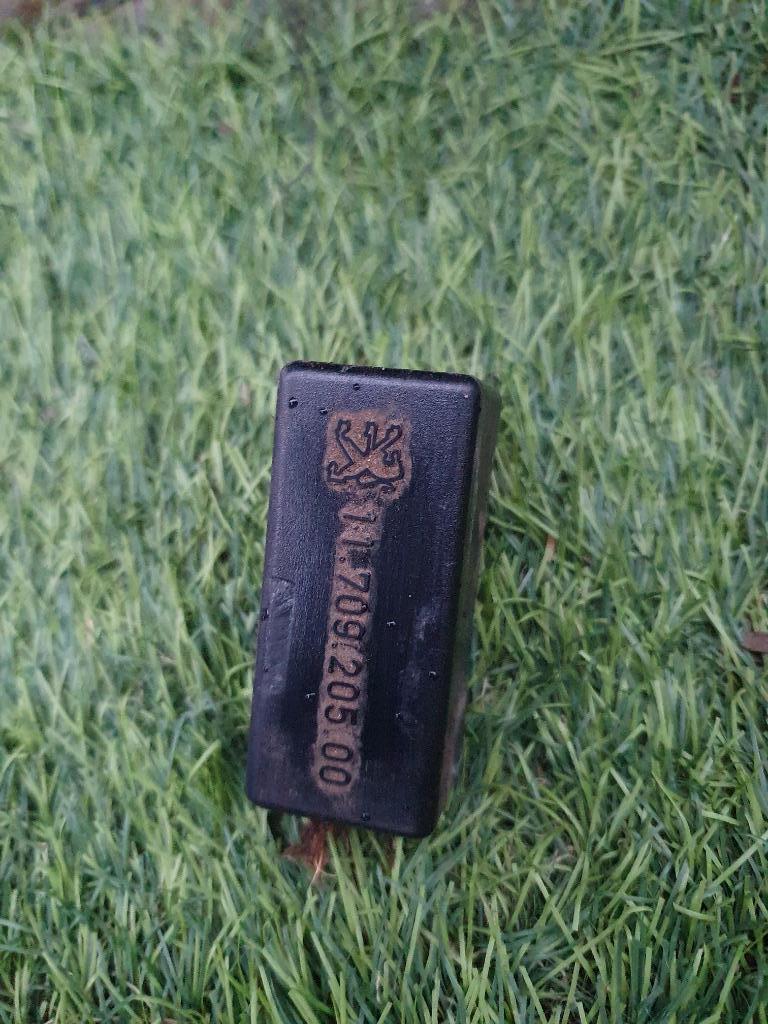 Electronica Peugeot Zenith Buxy Speedfight Vivacity Fox 50cc, Ophalen of Verzenden, Gebruikt, Blok, Peugeot