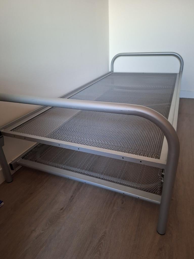 Onderschuifbed Dubbel Divan 90x200 - Spiraalbodem, Ophalen, Gebruikt, 90 cm, Eenpersoons