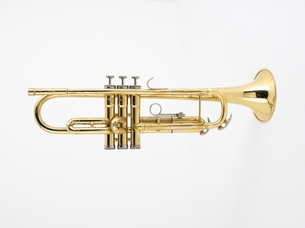 Gebruikte Bes Trompet Conn model 16 gelakt, Conn, Gebruikt, -, -