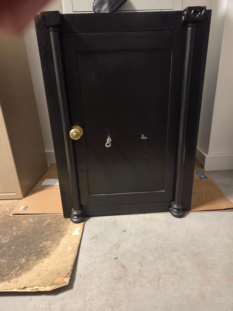 Antieke kluis wapen / pistool/Munitie kluis, Ophalen, Gebruikt