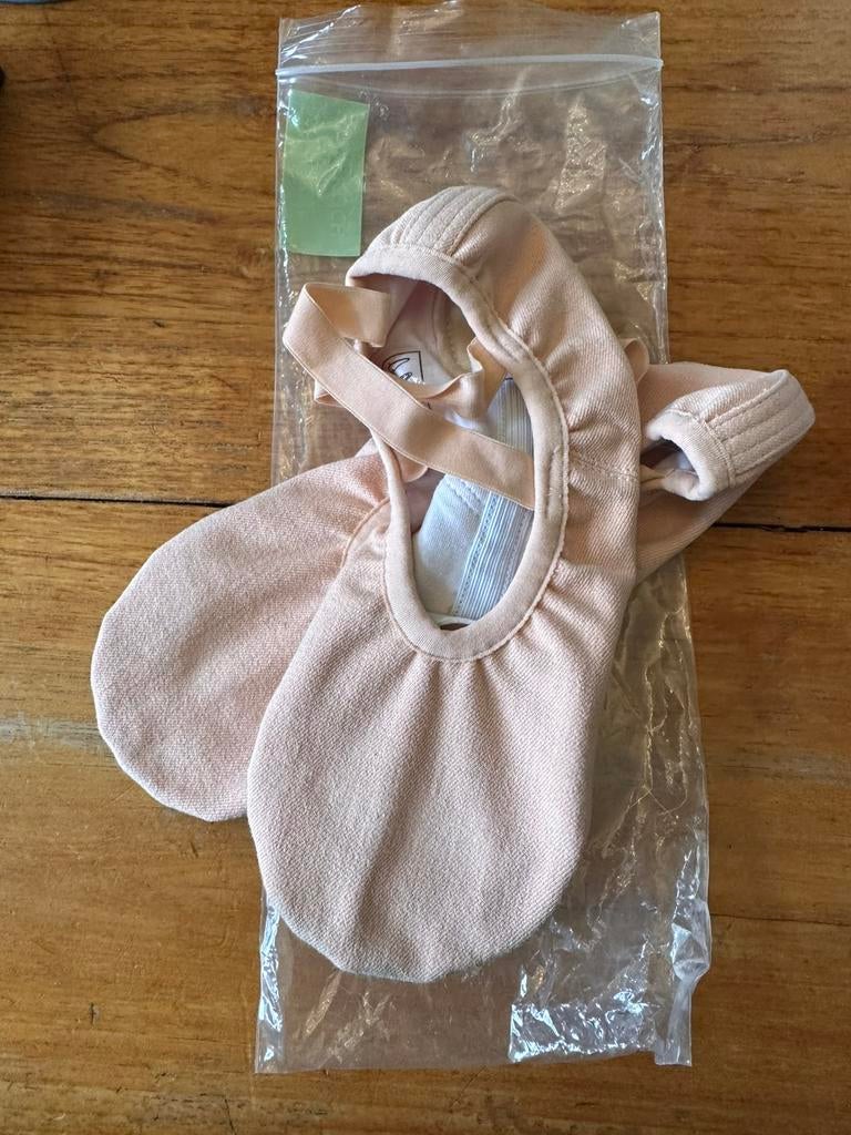 Papillon PA1014 ballet schoenen - nieuw in verpakking, Ophalen of Verzenden, Zo goed als nieuw, Schoenen