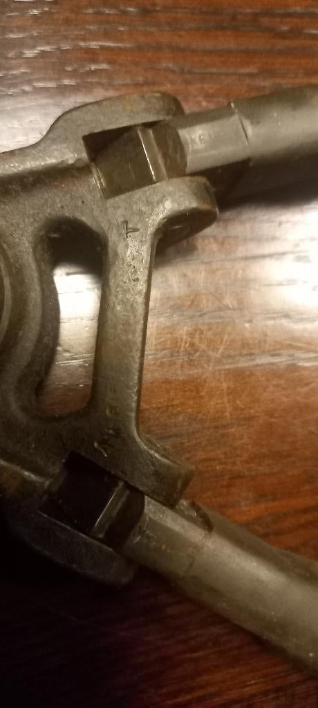 Bren mk2 bipod wo2 Engels, Verzamelen, Ophalen of Verzenden, Landmacht, Engeland, Hulzen of Bodemvondsten