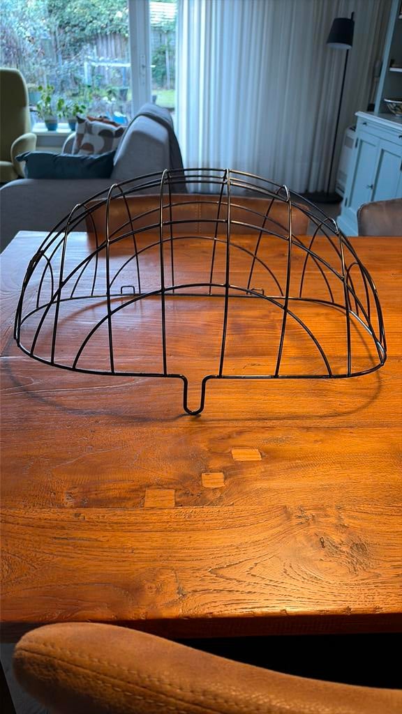 Draadkorf voor een rieten honden fietsmand van Basil, Ophalen, Gebruikt, Overige