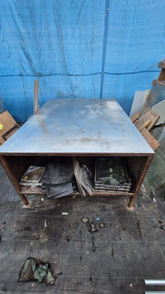 Werktafel staal, Ophalen, 120 tot 170 cm