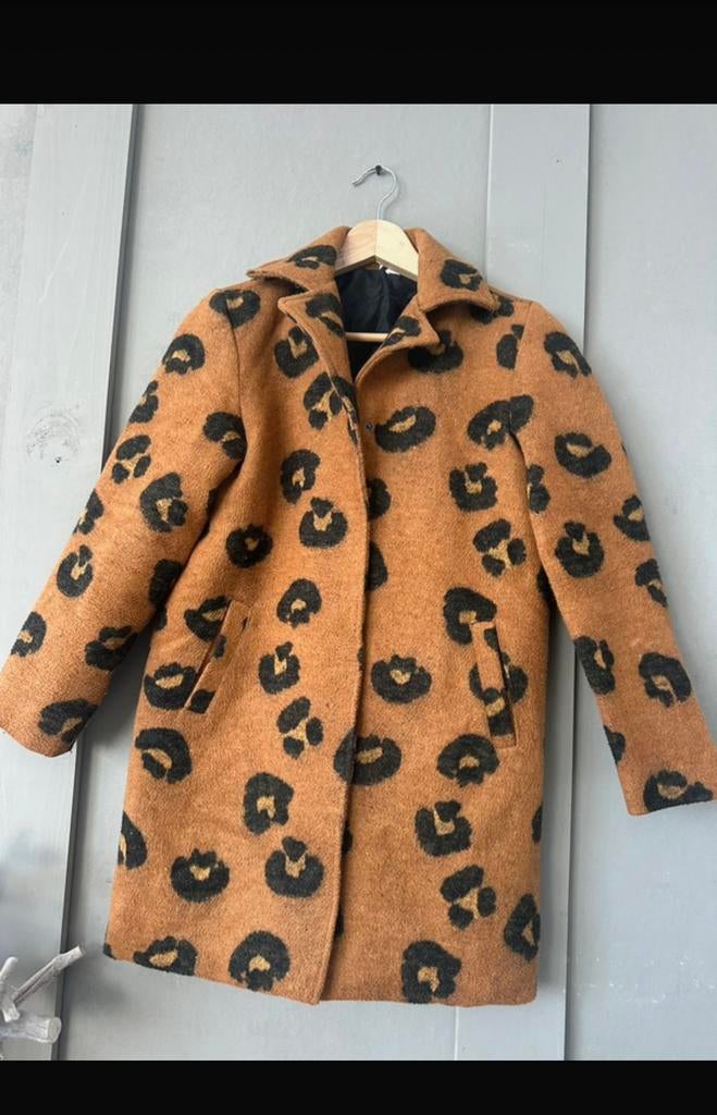 Warme jas lange panter print 146 152 HEMA, Ophalen of Verzenden, Zo goed als nieuw, Bruin