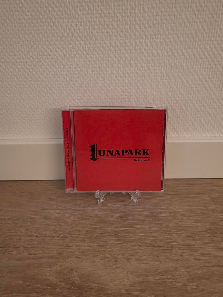 Lunapark - Volume 2, Ophalen of Verzenden, Zo goed als nieuw