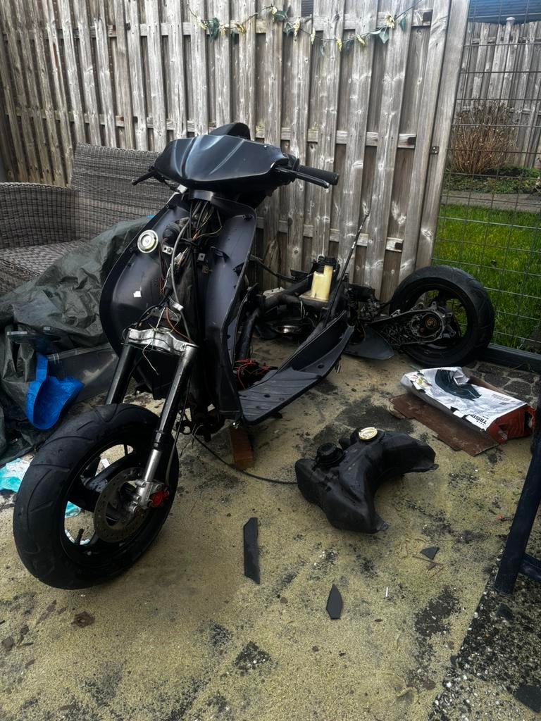 peugeot vivacity onderdelen!! ALLES MOET WEG, Ophalen, Gebruikt, Overige modellen, Maximaal 45 km/u