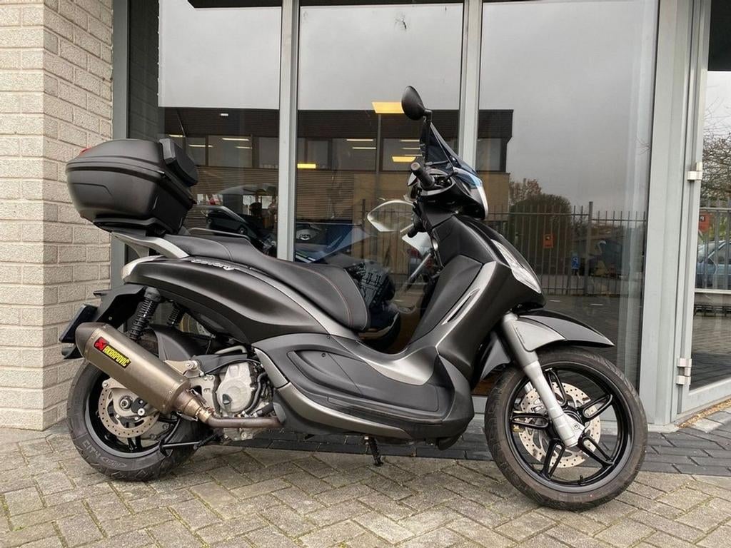 PIAGGIO BEVERLY 350 ABS ASR (2018), Motoren, Piaggio, Onbekend, Onbekend, Minimaal motorrijbewijs A2