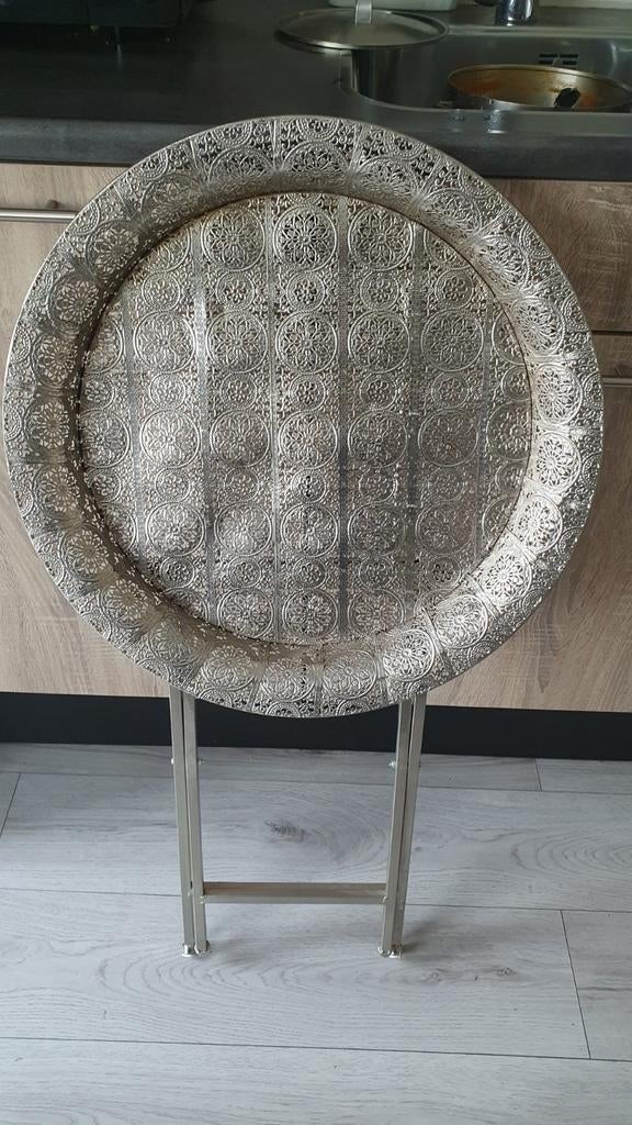 Zilver Bijzet  tafeltje nog goed, Huis en Inrichting, Ophalen of Verzenden, Rond, Hout