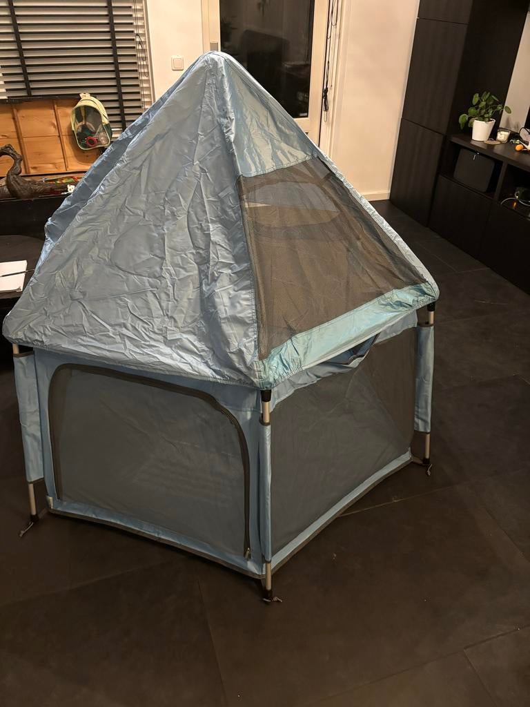 Speeltent voor buiten, Ophalen, Gebruikt