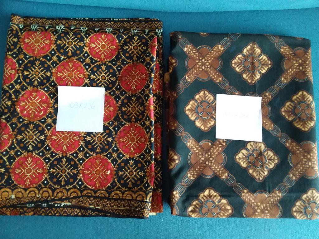 Batik stoffen, Overige kleuren, 120 cm of meer, Ophalen of Verzenden, Katoen