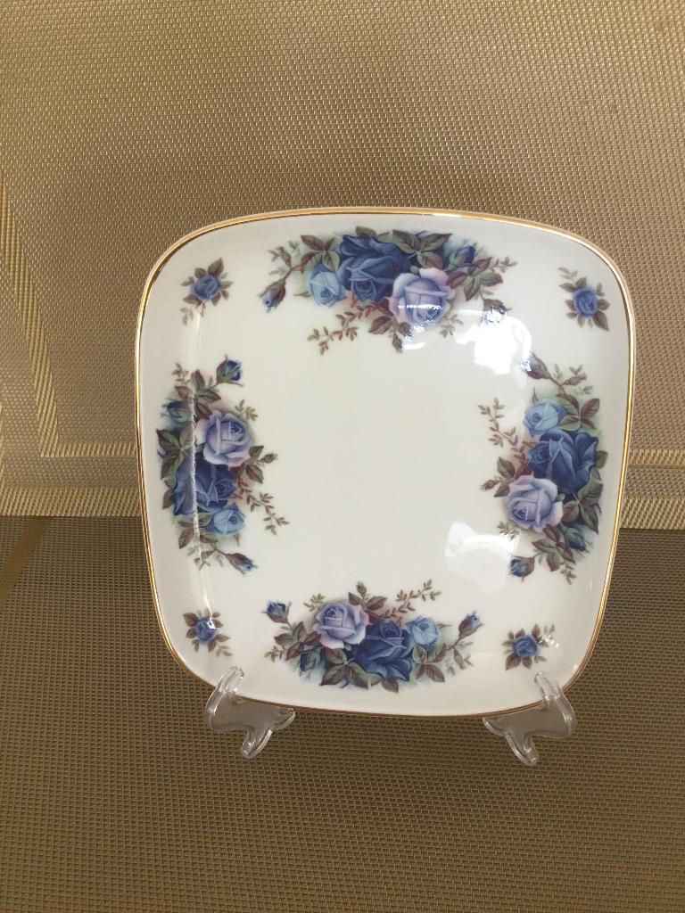 Royal Albert MOONLIGHT ROSE BORDJE, Ophalen of Verzenden