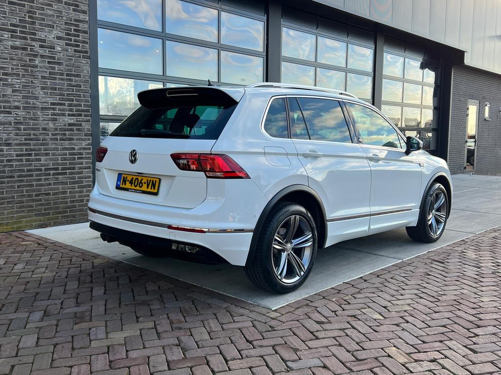 Volkswagen Tiguan 1.4 TSI 4Motion Highline | R-Line | VOL! |, Automaat, Stof, Gebruikt, Euro 6