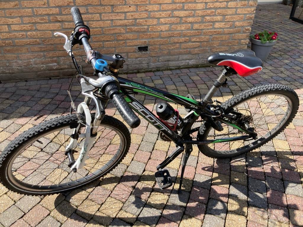 Mountainbike Scott Scale Jr. 24 inch 21 versnellingen, Fietsen en Brommers, Fietsen | Mountainbikes en ATB, Gebruikt, Hardtail